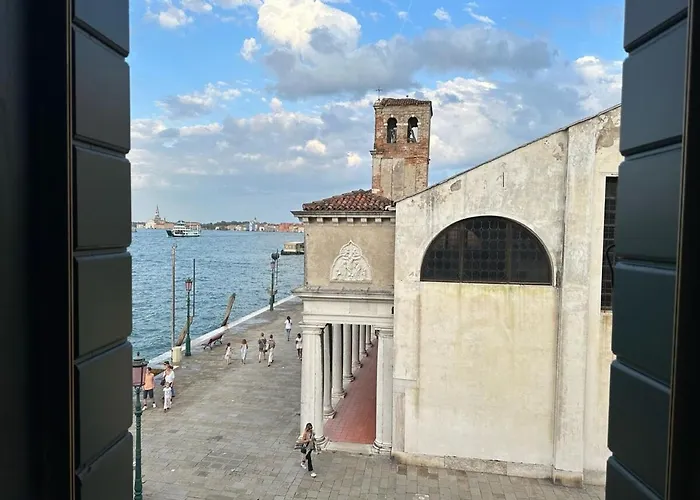 - Strepitoso Giudecca * 베니스