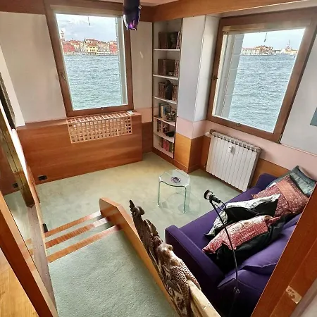 - Strepitoso Giudecca