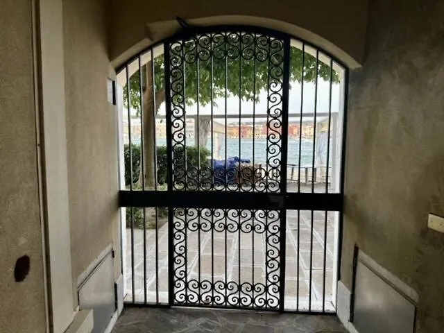 - Strepitoso Giudecca * Wenecja